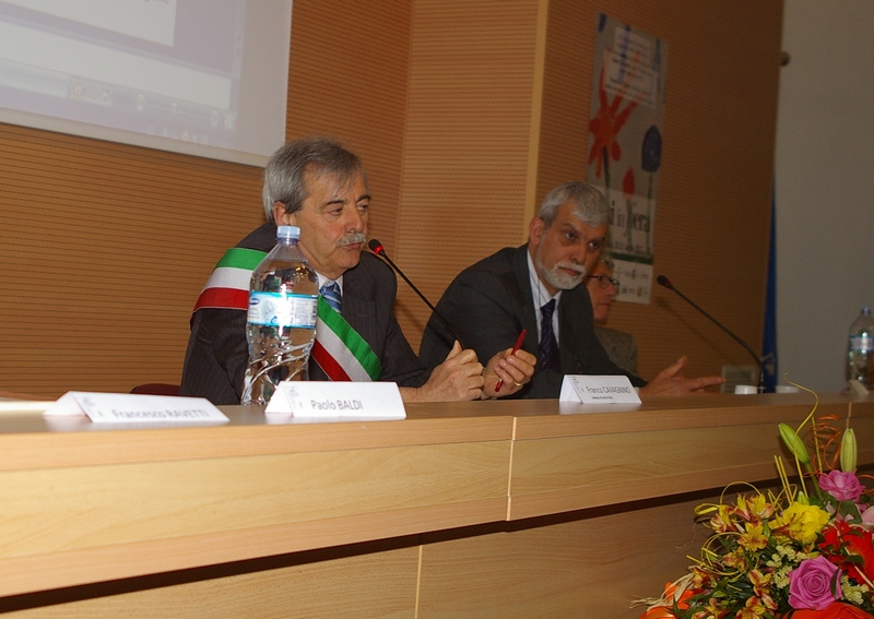 Conclusioni del Convegno da parte del Sindaco di Isola d Asti, Franco Cavagnino [Foto di Francesco Devecchi].