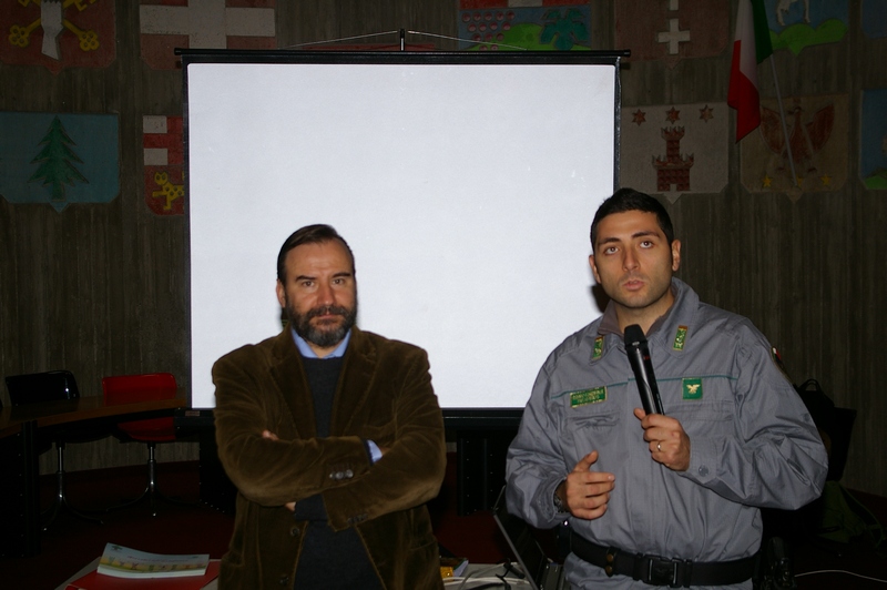 Riflessioni sul tema della Festa degli Alberi da parte di un rappresentante del Corpo Forestale dello Stato e del Prof. Marco Devecchi (Presidente dell Osservatorio del Paesaggio per il Monferrato) [Foto di Angelo Porta].