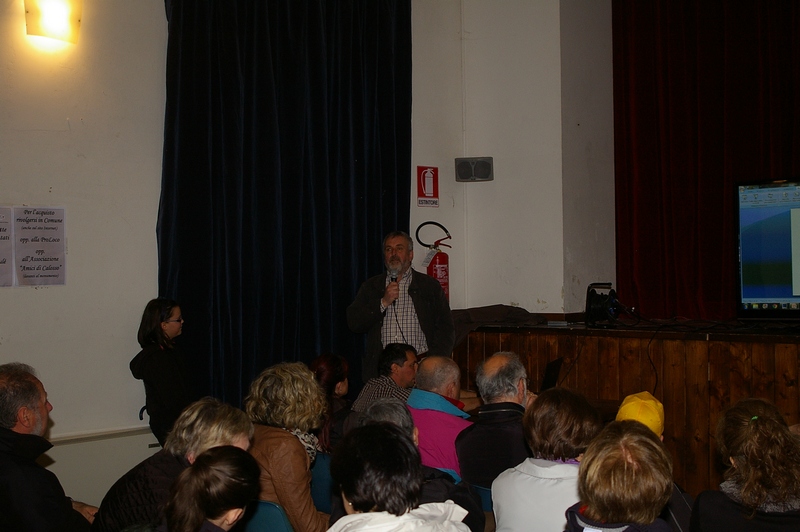 Illustrazione da parte di Domenico Marinetto LIPU delle modalità di liberazione di alcuni uccelli in località Paludo di Calosso.