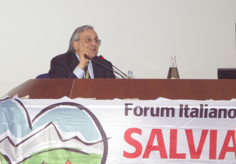 Relazione dell Arch. Claudio Malacrino (Urbanista e Assessore al Comune di Alpignano) su "Revisione della Legge regionale 56 del 1977, criticità e rapporti con il paesaggio".