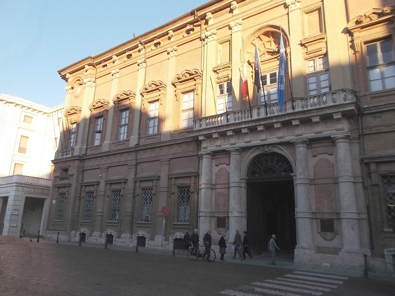 Veduta della facciata di Palazzo Ghilini ad Alessandria, sede del Convegno "La memoria del Monferrato: dalle mappe ai monitor".