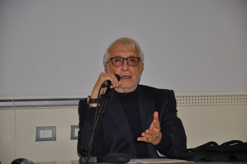 Saluto introduttivo del Prof. Gianluigi Bravo, Presidente del Club UNESCO di Asti.