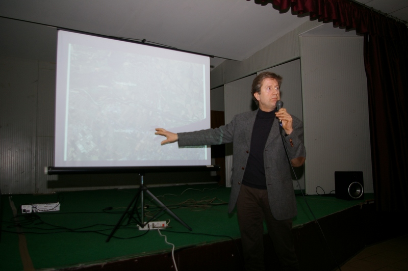 Relazione del Prof. Guido Montanari, assessore all Urbanistica del Comune di Rivalta torinese [Foto di Pietro Parena].