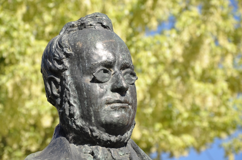 Busto del Conte Camillo Benso di Cavour.