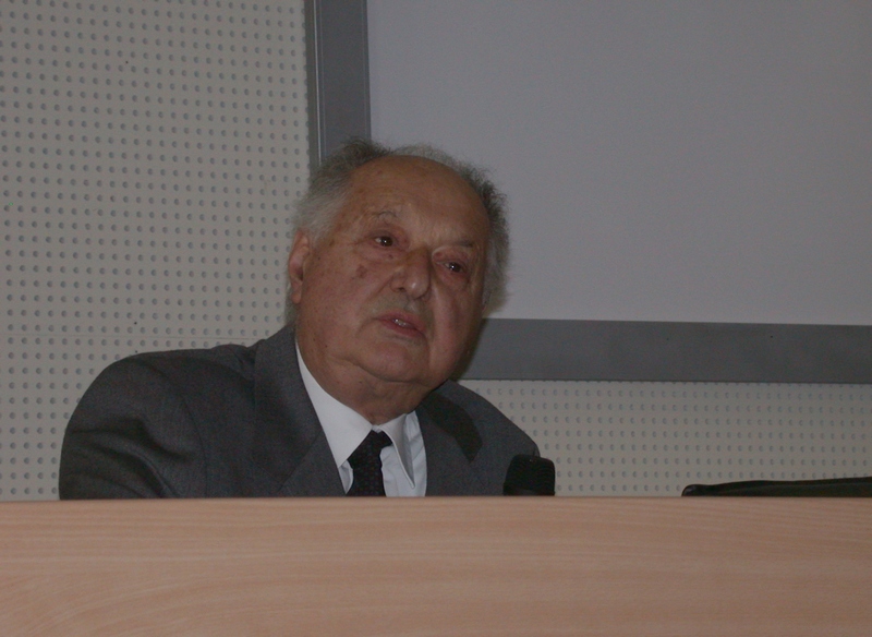 Contributo di riflessione da parte di Luca Durandi (Agronomo, Imprenditore Agricolo, Vaglierano d Asti) su "Ratti, ingegnere e contadino a Variglie : l impegno scientifico e civile ".