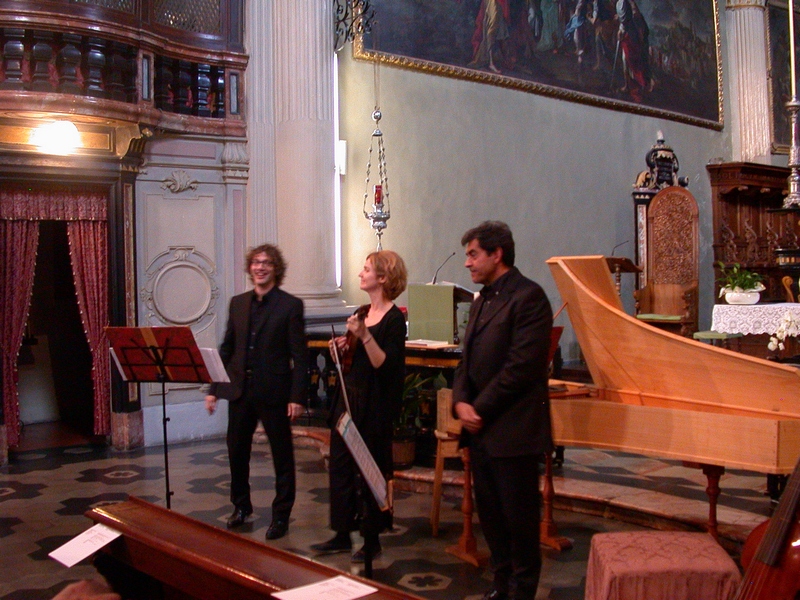 Concerto nella Chiesa di Santa Maria Nuova da parte di Luisa Ratti (Violino barocco), Gualtiero Marangoni (Viola da gamba) e Marco Vincenzi (Clavicembalo).