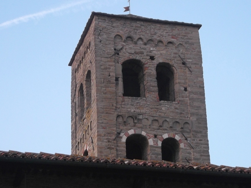 Veduta della Torre del Castello di Monastero Bormida.