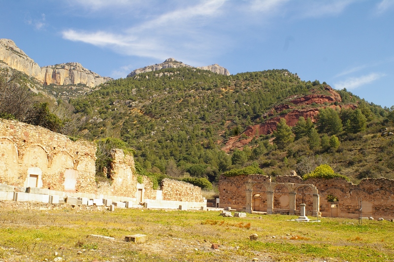 Veduta del Monastero di Santa Maria d Escaladei nel Priorat in Catalogna.