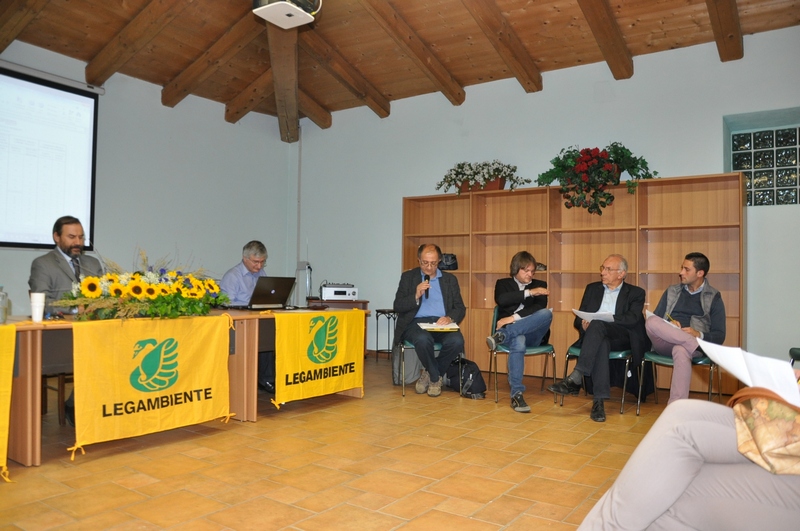 Risposta alle domande poste nel questionario da parte di Paolo Volpe(Candidato sindaco di Villafranca d Asti) [Foto di Mirella Zitti].