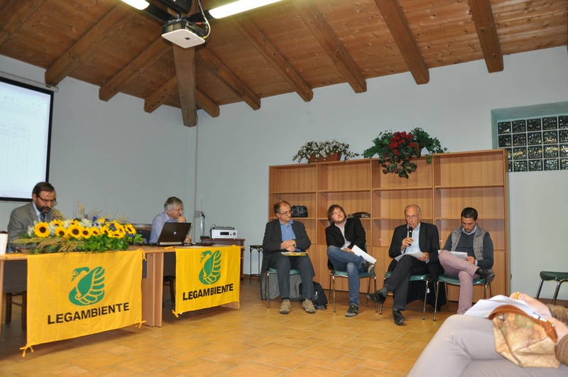 Risposta alle domande poste nel questionario da parte di Guido Cavalla (Candidato sindaco di Villafranca d Asti) [Foto di Mirella Zitti].
