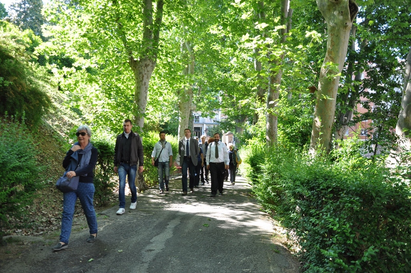 Avvio della passeggiata dal Parco dei Partigiani di Asti [Foto di Francesco Devecchi].