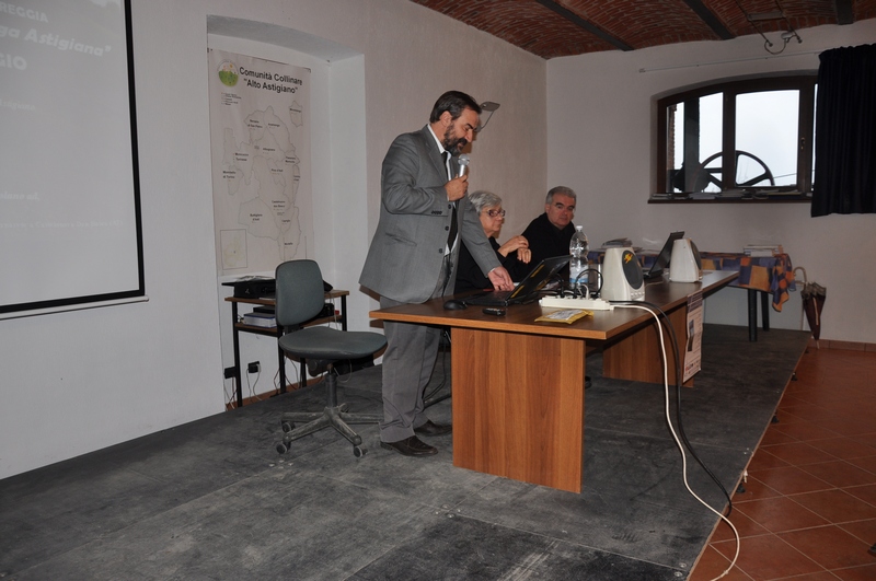 Intervento di Marco Devecchi, Presidente dell Osservatorio del Paesaggio per il Monferrato e l Astigiano [Foto di Mirella Zitti].