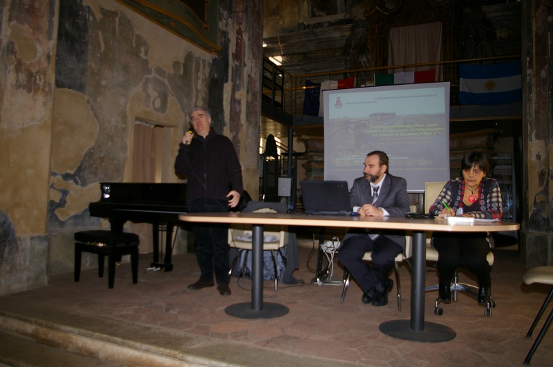 Riflessione sulle problematiche di ordine ambientale ed ecologico da parte del Dott. Franco Correggia, Presidente dell Associazione "Terra, Boschi, Gente e Memorie" [Foto di Angelo Porta].