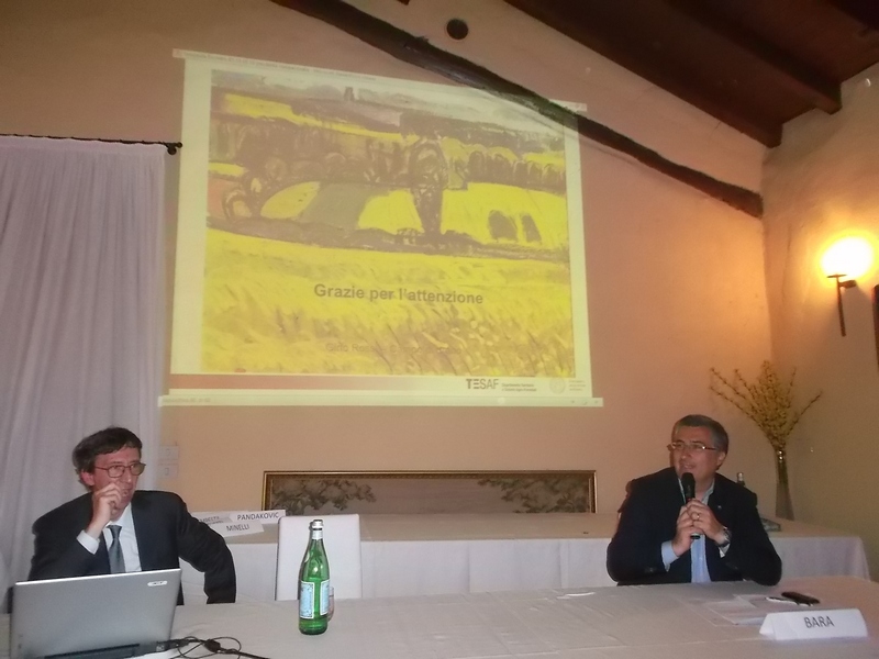 Presentazione da parte del moderatore del Convegno, Dott. Gianpietro Bara (Presidente Ordine dei Dottori Agronomi e dei Dottori Forestali di Brescia). del Prof. Tiziano Tempesta (Università di Padova).