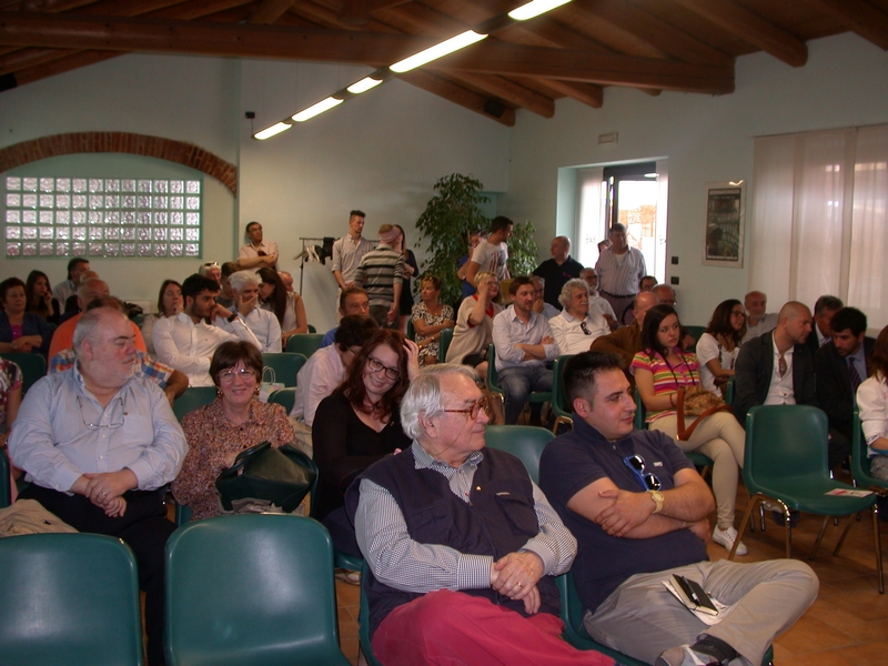 Veduta del folto pubblico presente in sala.