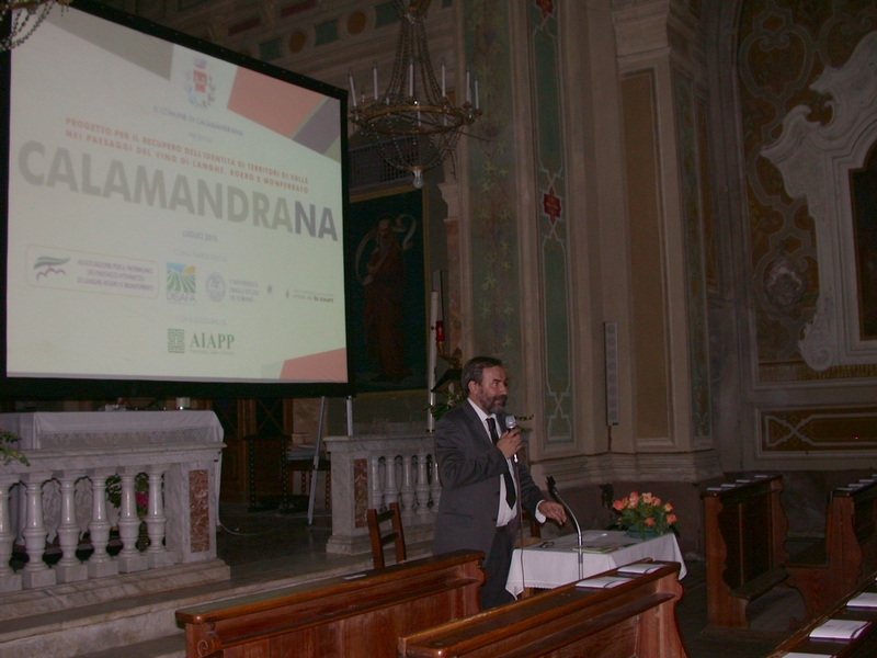 Introduzione del Prof. Marco Devecchi (Docente presso il Dipartimento di Scienze agrarie, forestali e alimentari dell Università degli Studi di Torino) [Foto di Mirella Zitti]. 