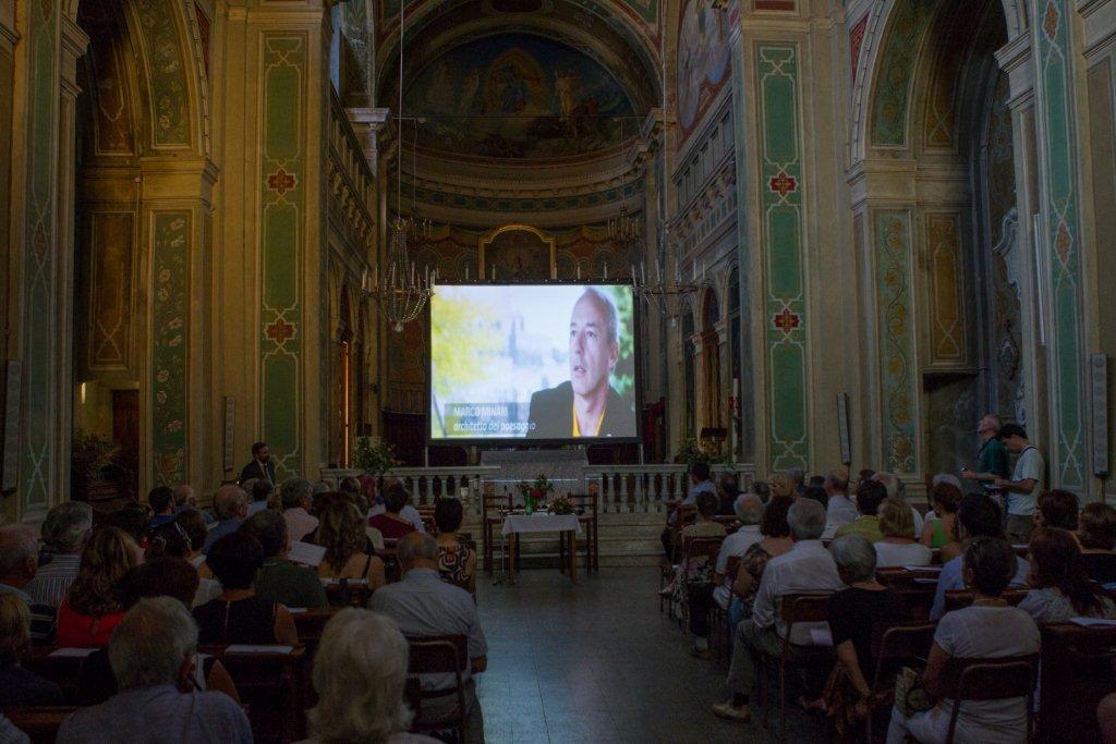 Video illustrativo da parte di Marco Minari del "Progetto per il recupero dell identità di territori di Valle nei paesaggi del vino di Langhe, Roero e Monferrato" [Foto di Omar Pistamiglio].