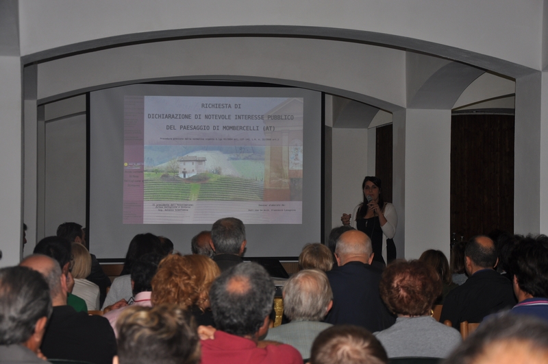 Relazione di Francesca Cavagnino, architetta del paesaggio, su "Dal passato al futuro, prospettiva per una promozione attiva del territorio" [Foto di Mirella Zitti].