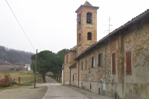 Veduta del pregevolissimo ingresso all abitato di Piancerreto (AL).