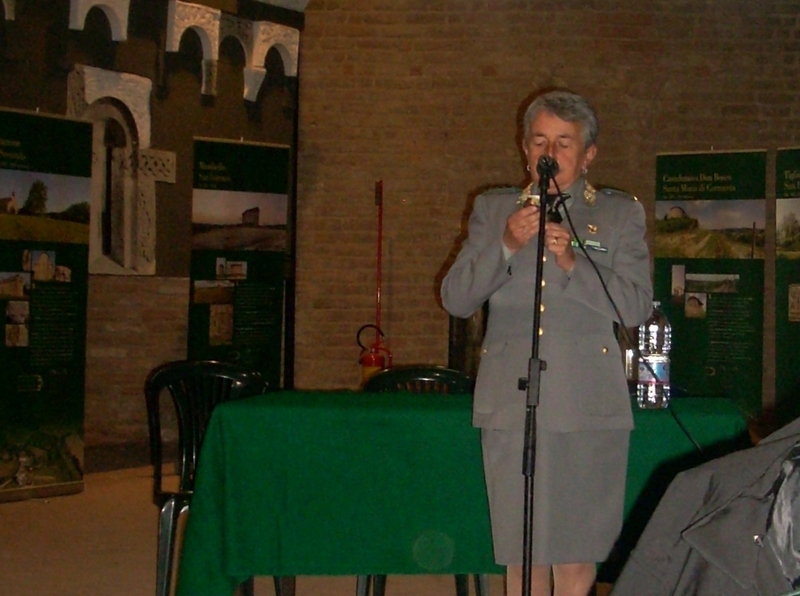 Saluto della Dott.ssa Chiara Arnaudo, Comandante del Corpo forestale dello Stato della Provincia di Asti [Foto di Franco Correggia].