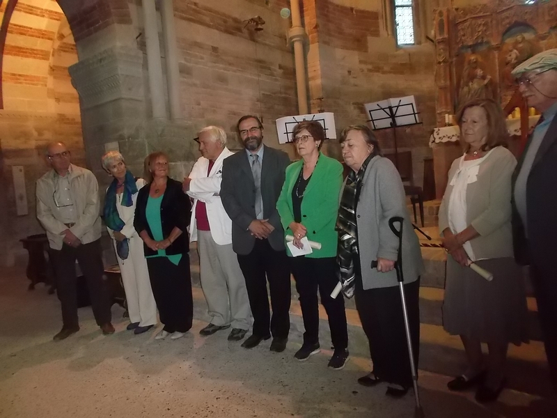 Foto ricordo al termine della Cerimonia da (sx): Mario Orsi (Alfiere del Paesaggio 2014), Paola Salerno, Elena Ragusa, Dario Rei, Marco devecchi, Liliana Pittarello, Clara Palmas, Patrizia Gerbi Bordone e Gian Giacomo Fissore.