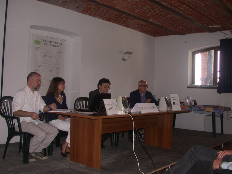 Foto del Primo incontro di approfondimento sul tema "Monferrato e Turismo. Opportunità da non perdere e percorsi di valorizzazione" nell'ambito del progetto bianco mantello di chiese" presso la sala riunioni