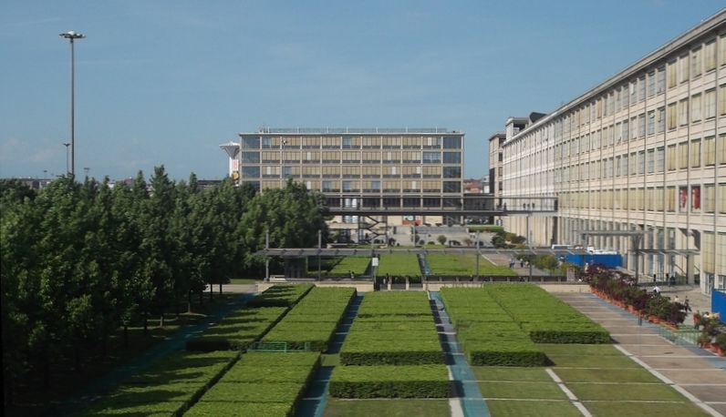 Veduta dell ex Fabbrica del Lingotto a Torino sede del Salone internazionale del Libro.