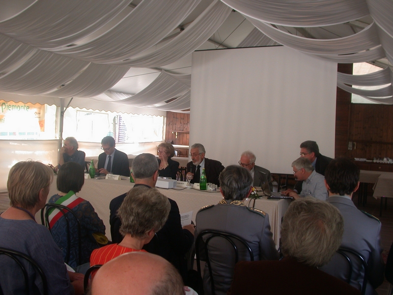 Avvio dei lavori del Convegno da parte del Moderatore, Avv. Emilio Lombardi [Foto di Francesco Leone Devecchi].