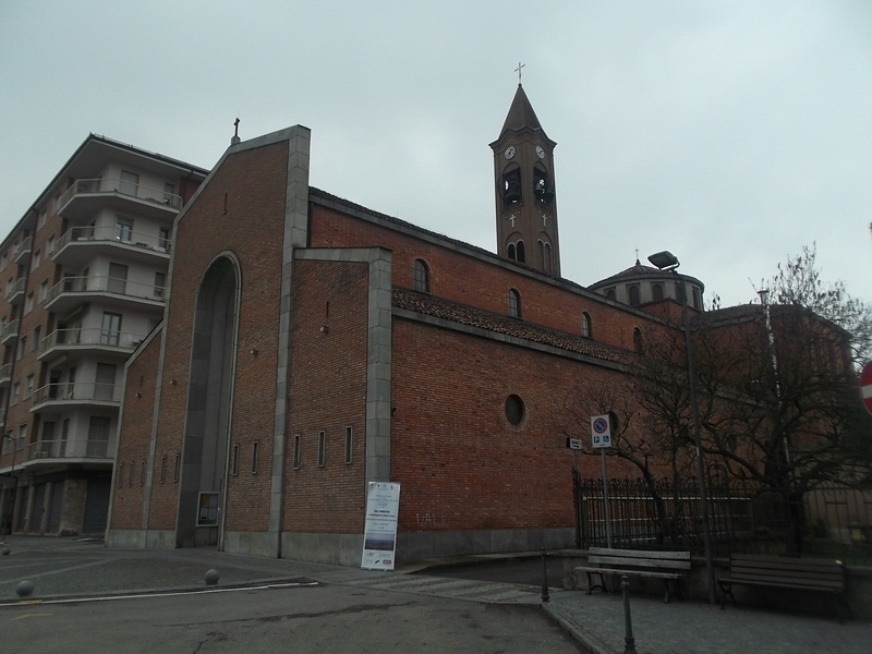 Veduta della Chiesa di San Bartolomeo presso il cui Salone parrocchiale si è tenuto il Convegno "Sito UNESCO  e Castagnole delle Lanze: opportunità e prospettive per il territorio".