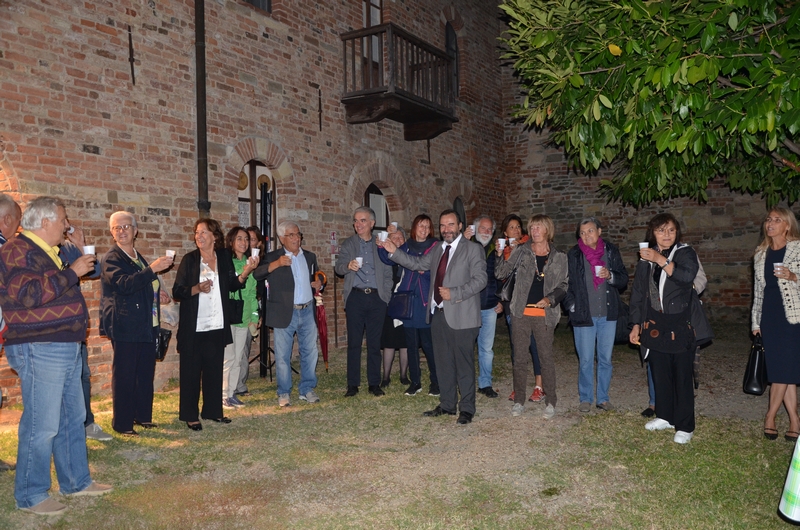 Foto del brindisi al termine della Giornata di studi [Foto di Enrico Pier Massimo].