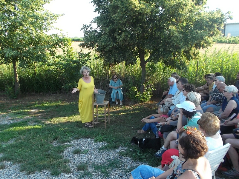 Spettacolo teatrale dell Attrice Lorenza Zambon della Casa degli Alfieri.