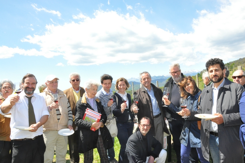 Brindisi benaugurale con l Assessore Giorgio Ferrero, alle Politiche Agricole, Caccia e Pesca della Regione Piemonte per un successo della CANDIDATURA delle "Terre del Boca" all inserimento nel Registro dei paesaggi rurali storici del Ministero per le politiche agricole [Foto di Paola Gullino].