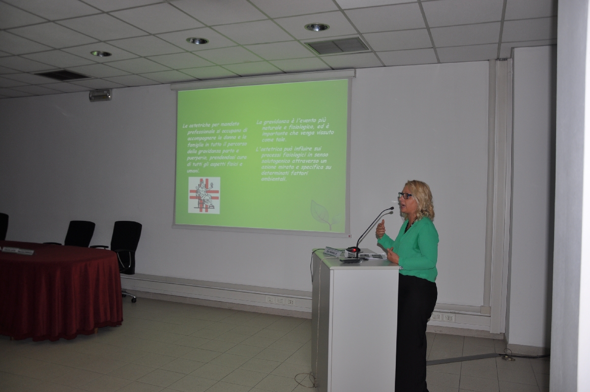 Relazione del Dott.ssa Edy Marello (Collegio interprovinciale ostetriche di Asti e Torino) su "Vivere la gravidanza: le cure buone che l accompagnano".