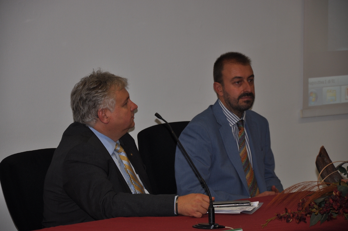 Relazione del Dott. Agr. Ernesto Doglio Cotto (Ordine dei Dottori agronomi e Dottori forestali della Provincia di Asti), dell Agr. Lorenzo Gallo (Collegio Provinciale degli Agrotecnici e degli Agrotecnici Laureati di Asti) e del P.A. Roberto Fovra ( Collegio Interprovinciale dei Periti Agrari e Periti Agrari Laureati) su "Aspetti agronomici e gestionali per il parco della salute".