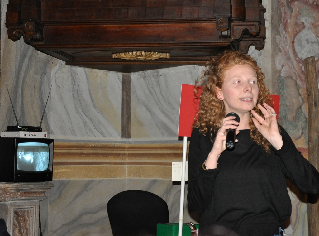 Riflessione dell Assessore alla cultura del Comune di Casale Monferrato, Dott.ssa Daria Carmi  [Foto di Angelo Porta].