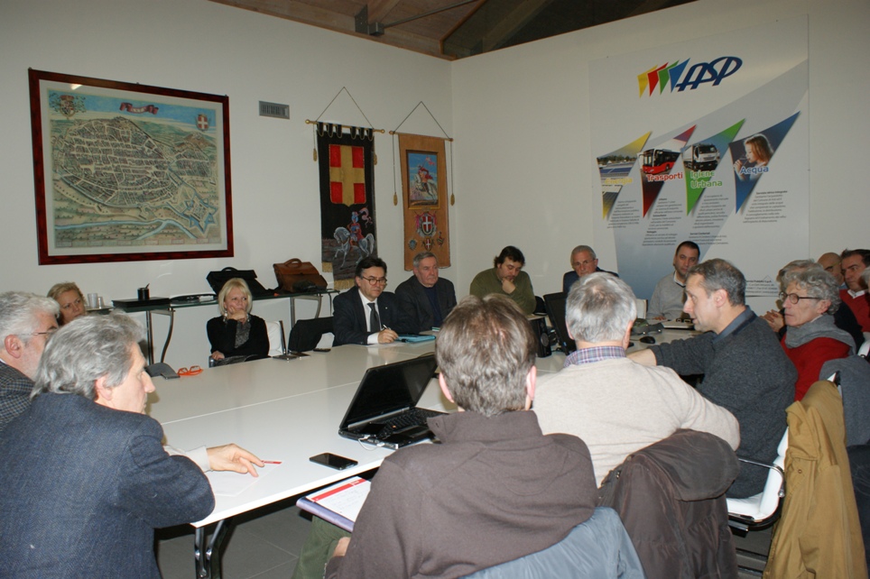 Riunione del Tavolo tecnico per la mobilità ferroviaria sostenibile nei territoti UNESCO di Langhe-Roero e Monferrato per l organizzazione dell incontro in Assessorato dei trasporti della Regione Piemonte (Assessore Francesco Balocco) per la riattivazione della Linea ferroviaria (Milano)-Casale Monferrato-Asti-Castagnole delle Lanze-Alba [Foto di Laura Nosenzo].