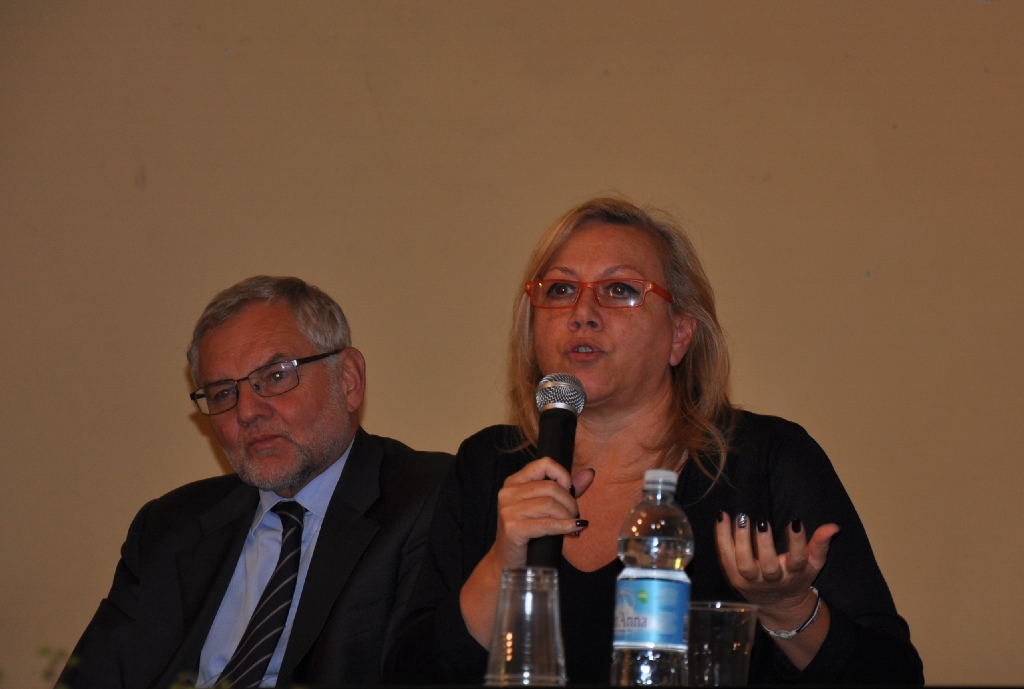 Introduzione e moderazione da parte della Consigliera Angela Motta del Consiglio regionale del Piemonte.