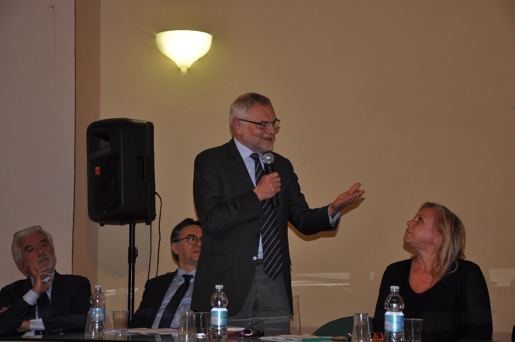 Riflessione sul tema della riattivazione Linea ferroviaria Asti-Alba da parte dell Assessore regionale ai trasporti del Piemonte, Dott. Francesco Balocco.