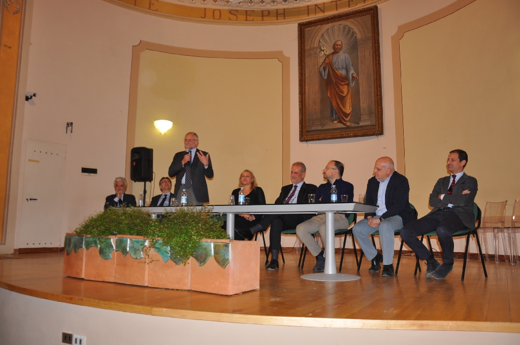 Riflessione sul tema della riattivazione Linea ferroviaria Asti-Alba da parte dell Assessore regionale ai trasporti del Piemonte, Dott. Francesco Balocco.