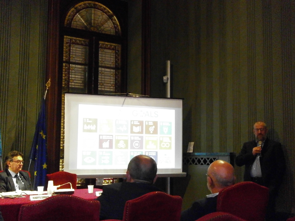 Relazione dell Ing. Marco Valle (Project Manager di SITI) su "Elementi di sostenibilità nel territorio culturale di Langhe-Roero e Monferrato".