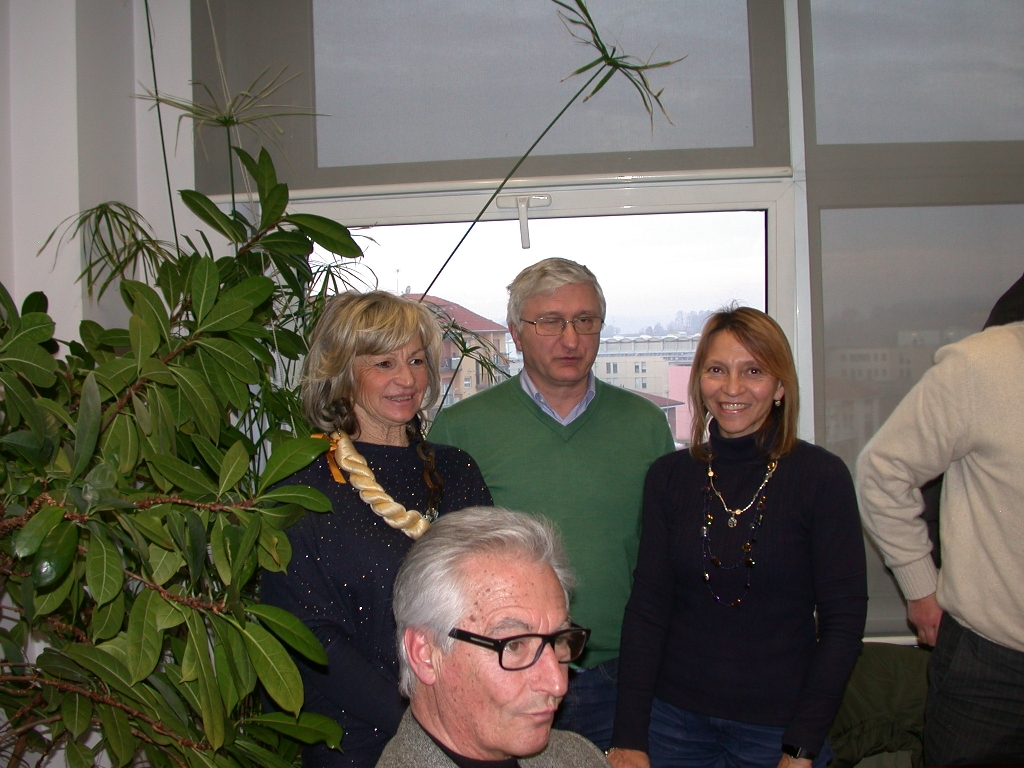 Momenti di riflessione in occasione della riunione. Nell immagine da (sx): Irina Mantello, Paolo Montrucchio, Angelo Porta e Edi Giovanna Accornero.