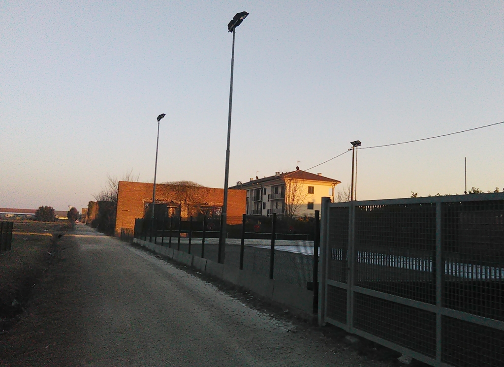 Veduta d insieme dell area dell ex Poligono di Tiro di Villanova d Asti che rappresenta un area di grande interesse storico, legata al ventennio fascista, ma nel contempo di indubbio pregio per la realizzazione di una grande area verde per la Città di Villanova d Asti.