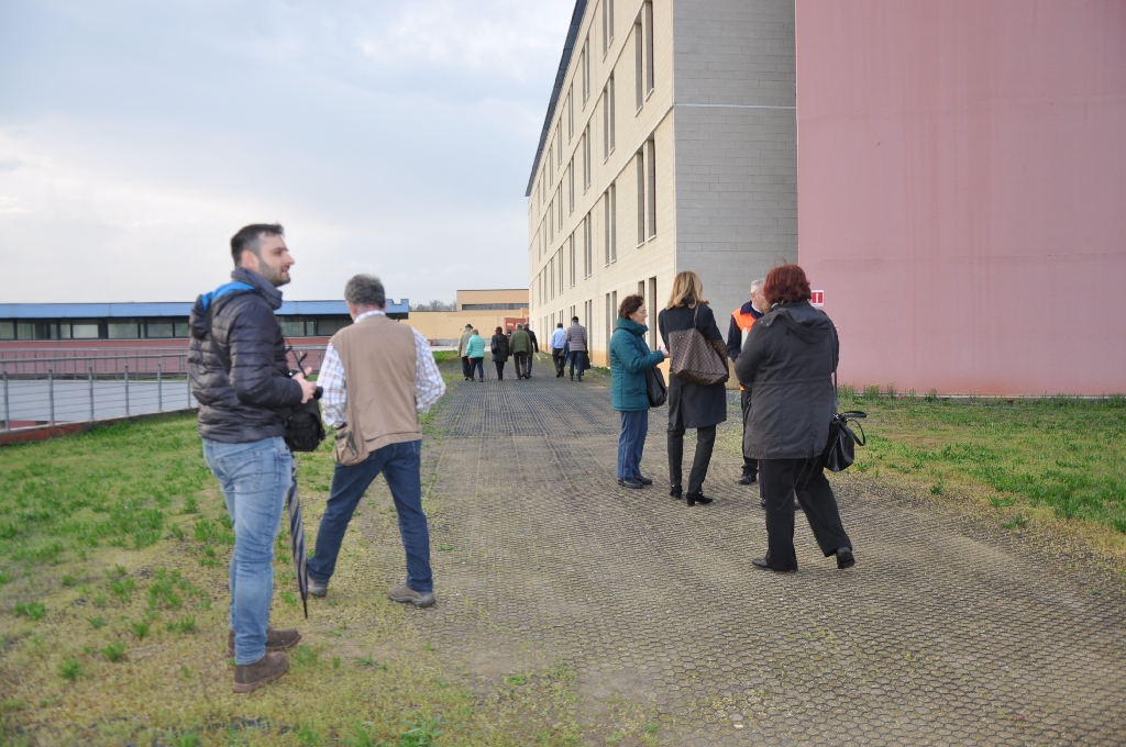 Sopralluogo del gruppo di interesse alla realizzazione del nuovo "Parco della salute" alle aree verdi di pertinenza dell Ospedale Cardinal Massaia di Asti [Foto di Francesca Cavagnino].