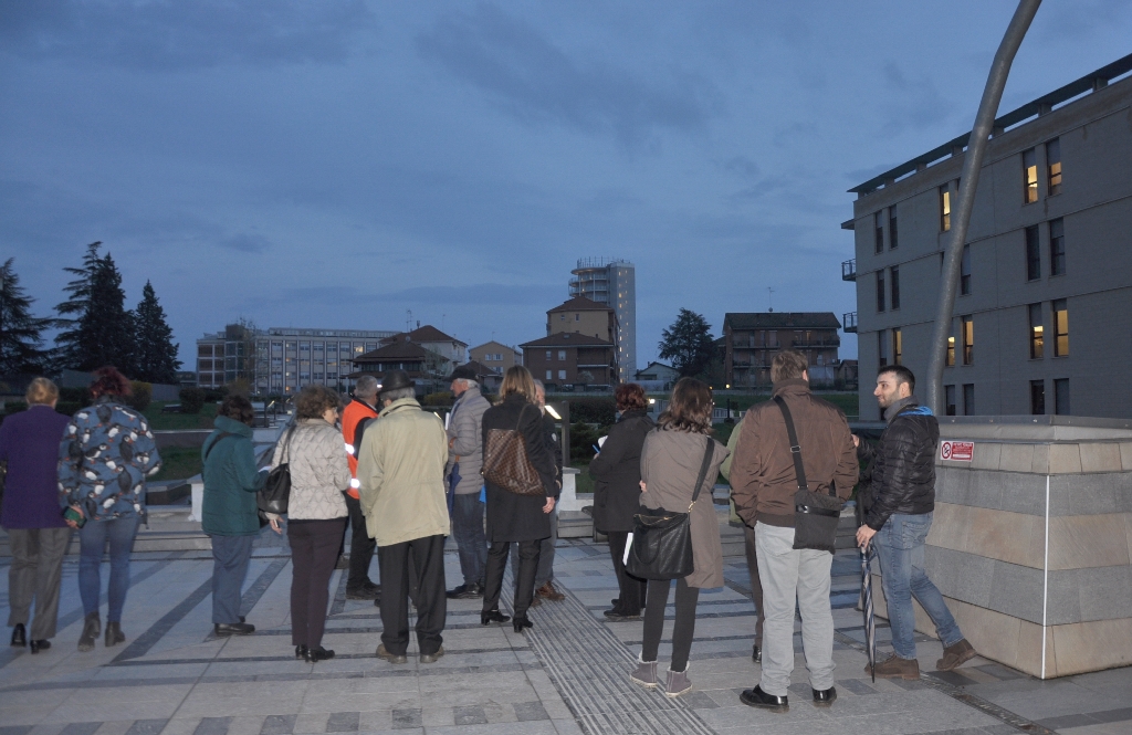 Sopralluogo del gruppo di interesse alla realizzazione del nuovo "Parco della salute" alle aree verdi di pertinenza dell Ospedale Cardinal Massaia di Asti [Foto di Francesca Cavagnino].