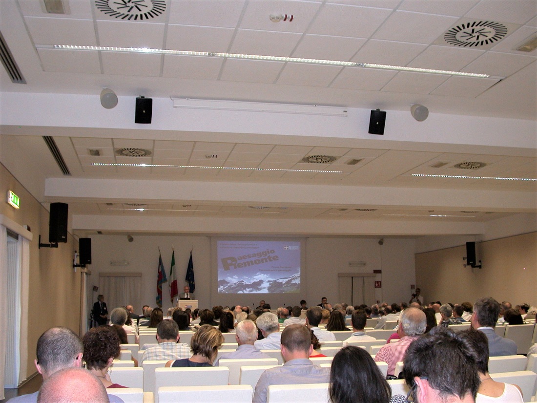 Relazione introdottiva da parte dell Arch. Giovanni Paludi della Direzione Regionale Ambiente, Governo e Tutela del territorio Regione Piemonte.