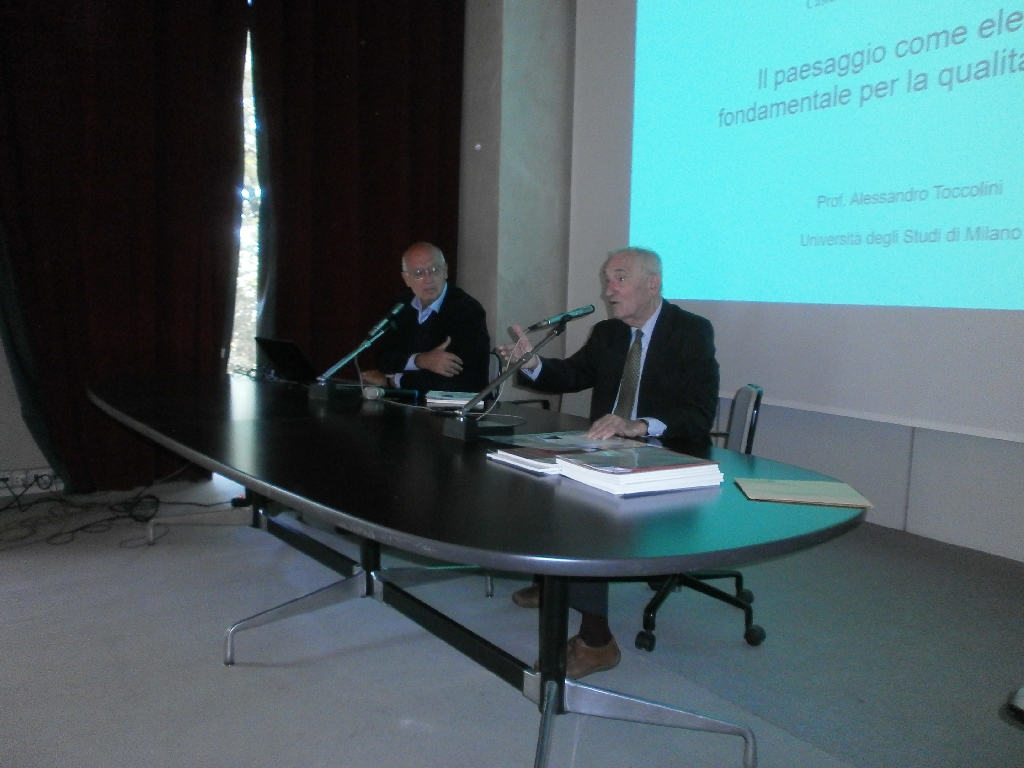 Relazione del Prof. Alessandro Toccolini (Università di Milano) su "Il paesaggio come elemento fondamentale per la qualità della vita".