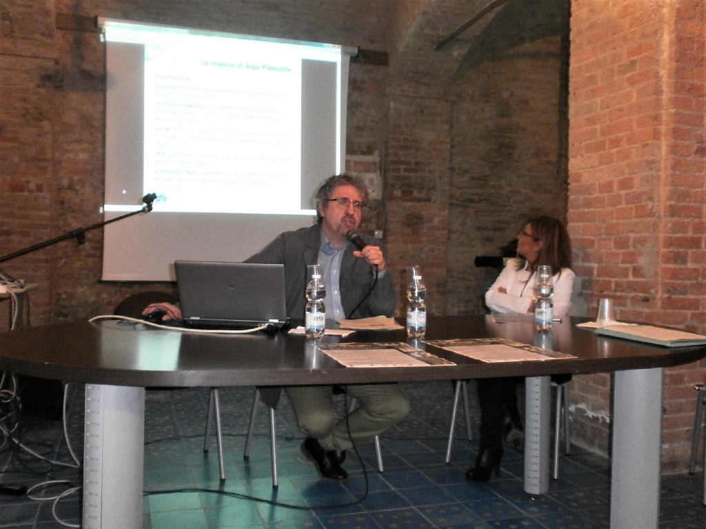 Relazione del Dott. Maffiotti Alberto (Responsabile Dipartimento Territoriale Piemonte Sud Est- ARPA) su "L ambiente naturale ed urbano nel contesto delle aree UNESCO".