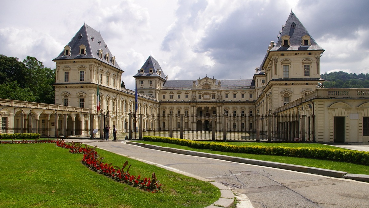 Veduta del Castello del Valentino, una delle realtà di straordinario pregio da un punto di vista storico-artistico ed architettonico della Città di Torino.