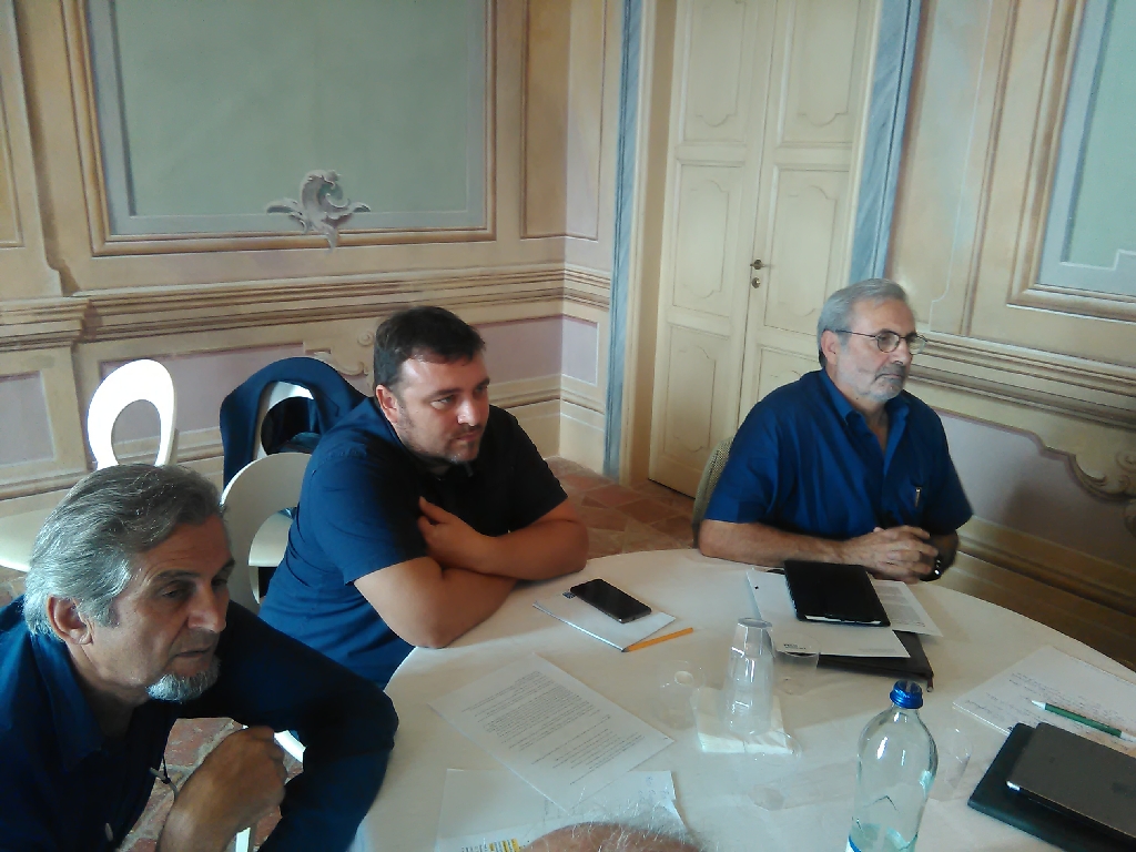 Tavolo di lavoro sul tema del Piano Paesaggistico del Piemonte. Da (sx): Ginoi Scarsi, Riccardo Palma e Franco Bartocci.
