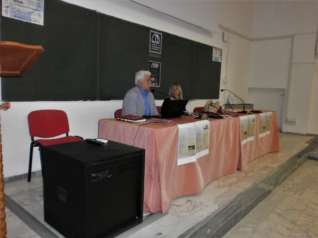 Relazione del Dott. Sergio Miravalle, direttore "Astigiani", su "Io coltivo  il mio uliveto" [Foto di Claudio Accomo].